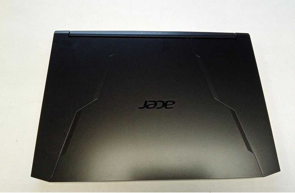 Laptop Gaming Acer Nitro 5 AN515-45-R4QT, 15.6", Windows10 - RESIGILAT