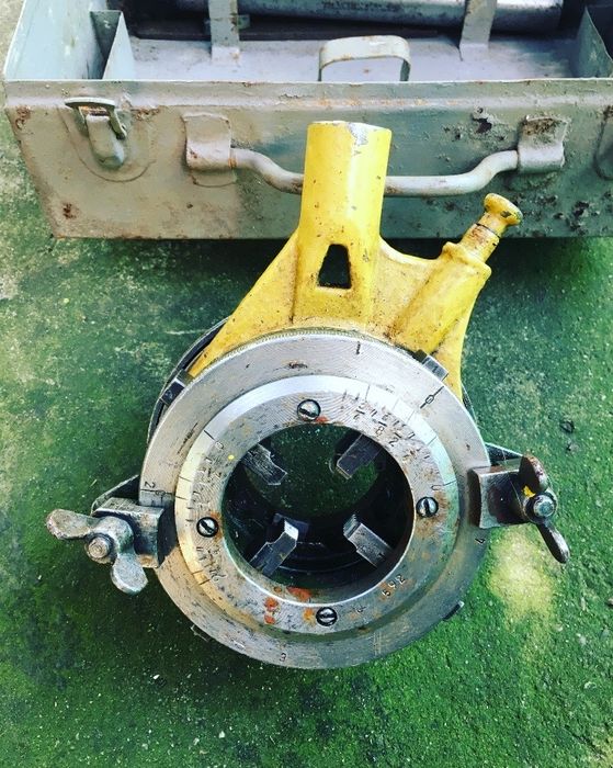 Vand filiera teava instalatori