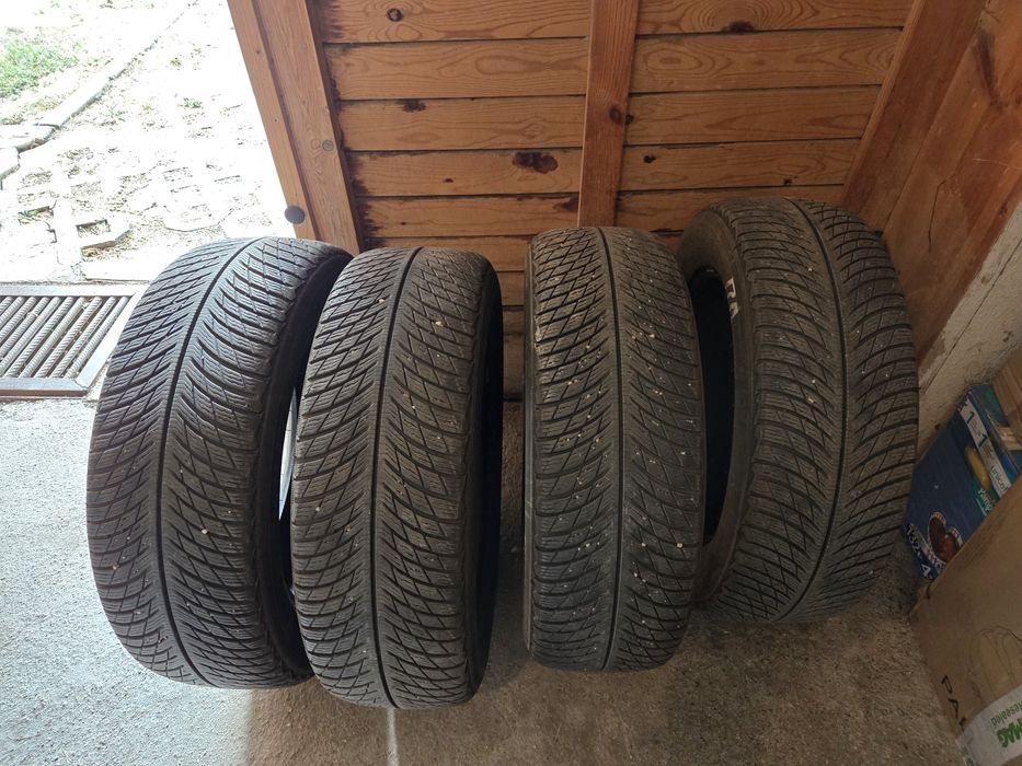 4 бр. Зимни гуми Michelin 225/60 R18 – отлично състояние, готови за се