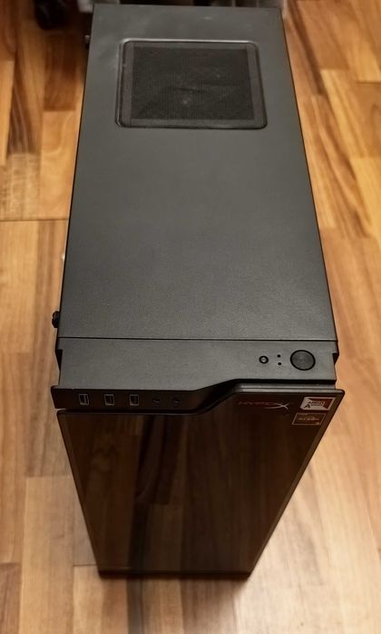 Calculator Gaming cu 5700 XT XFX