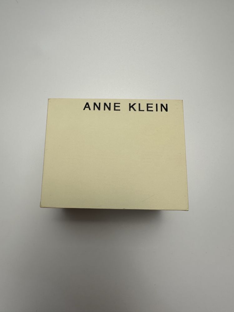 Anne Klein женские часы