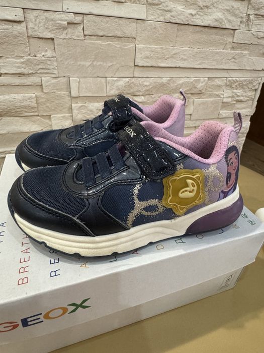 Adidasi Geox cu lumini