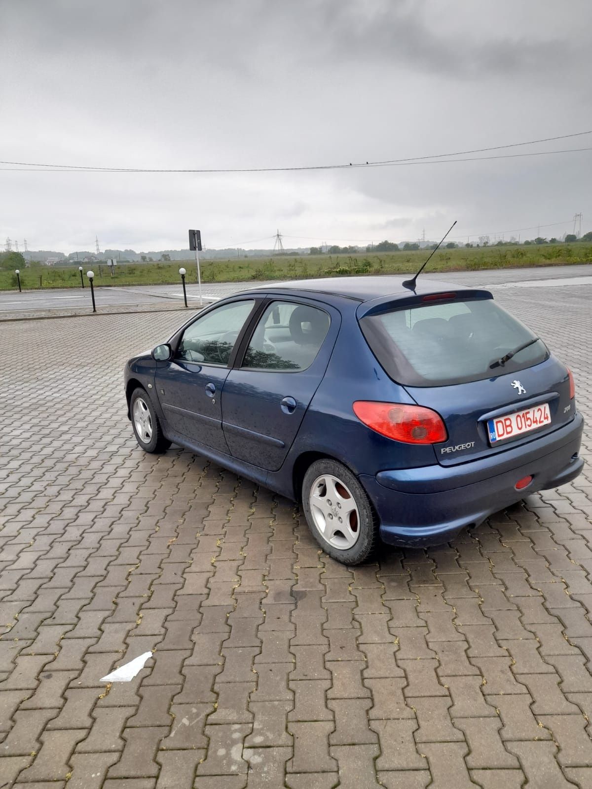 Vând Peugeot 206