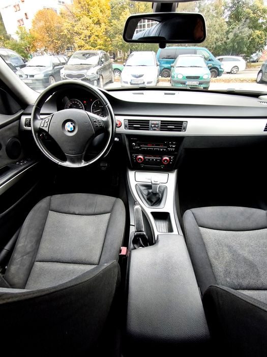 BMW E90 2.0i 148000км
