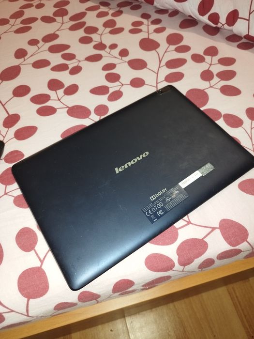 Продавам таблет Lenovo