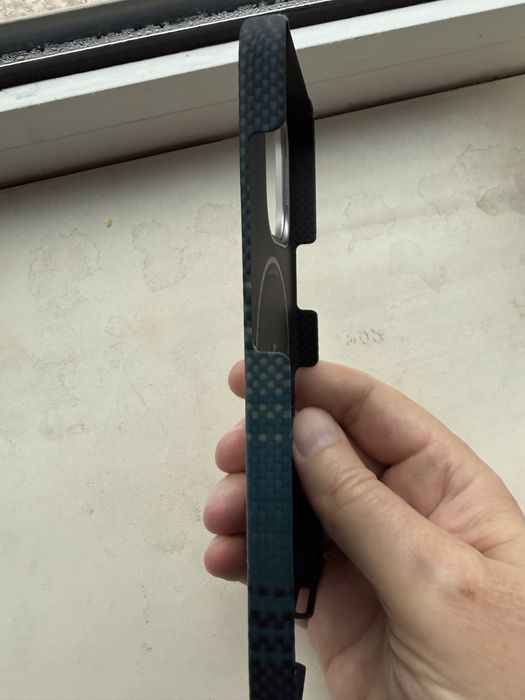 Husa Pitaka Iphone 16 Pro