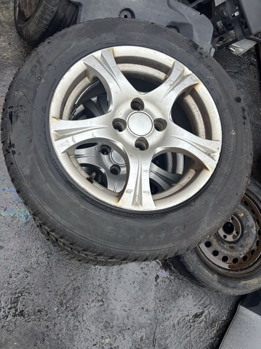 Jante aliaj logan 2 megan 2 195 65 15 caucucuri iarna