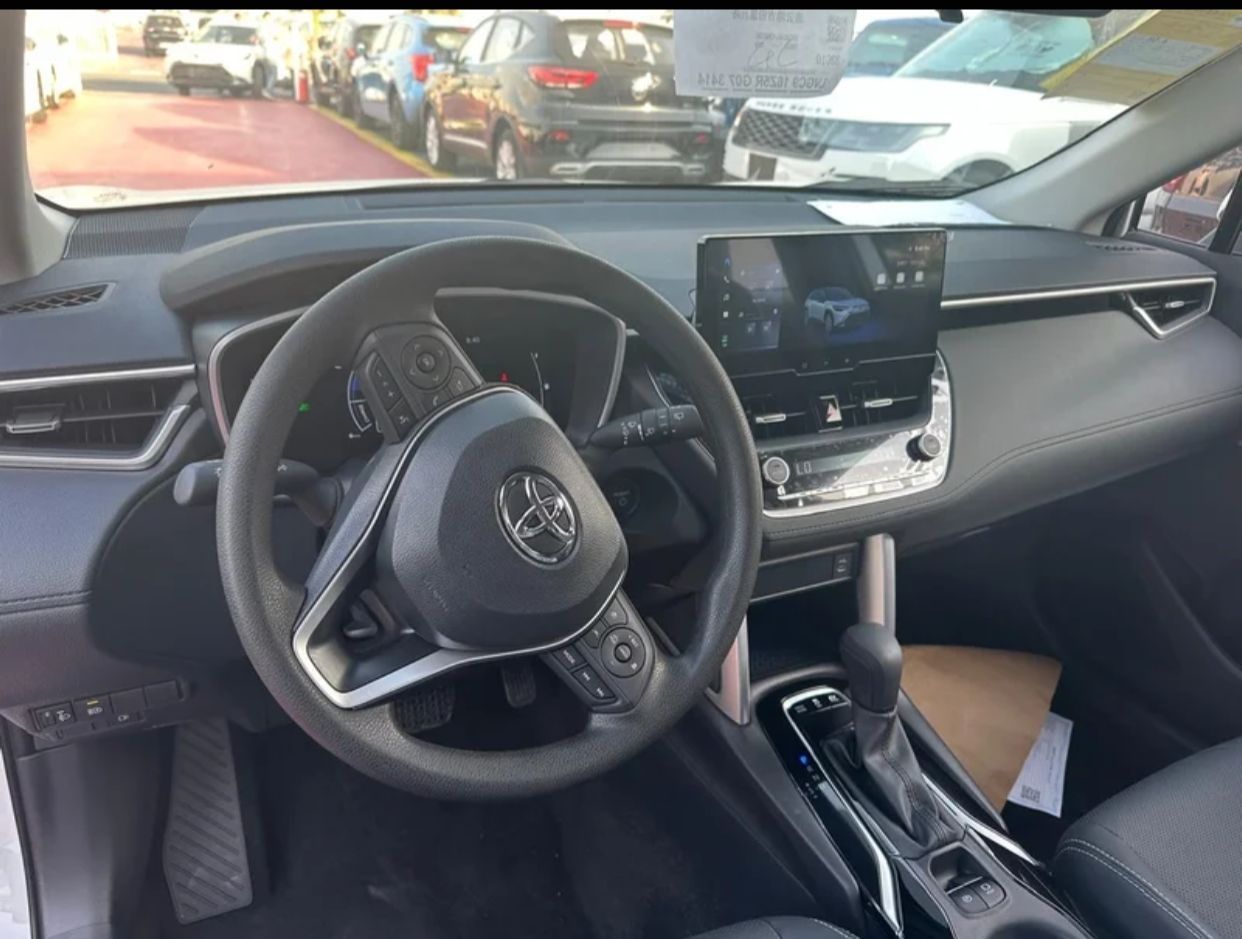 Toyota corolla cross hybrid 2025