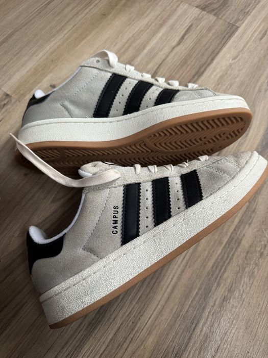 Оригинални класически кецов ADIDAS Campus 2000 ! 38 н