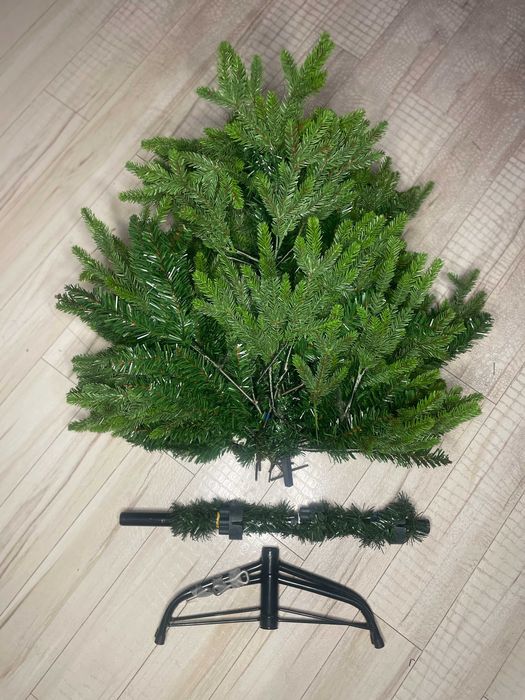 Елка искусственная 1.4 м. Новогодняя ель, густая, качественная