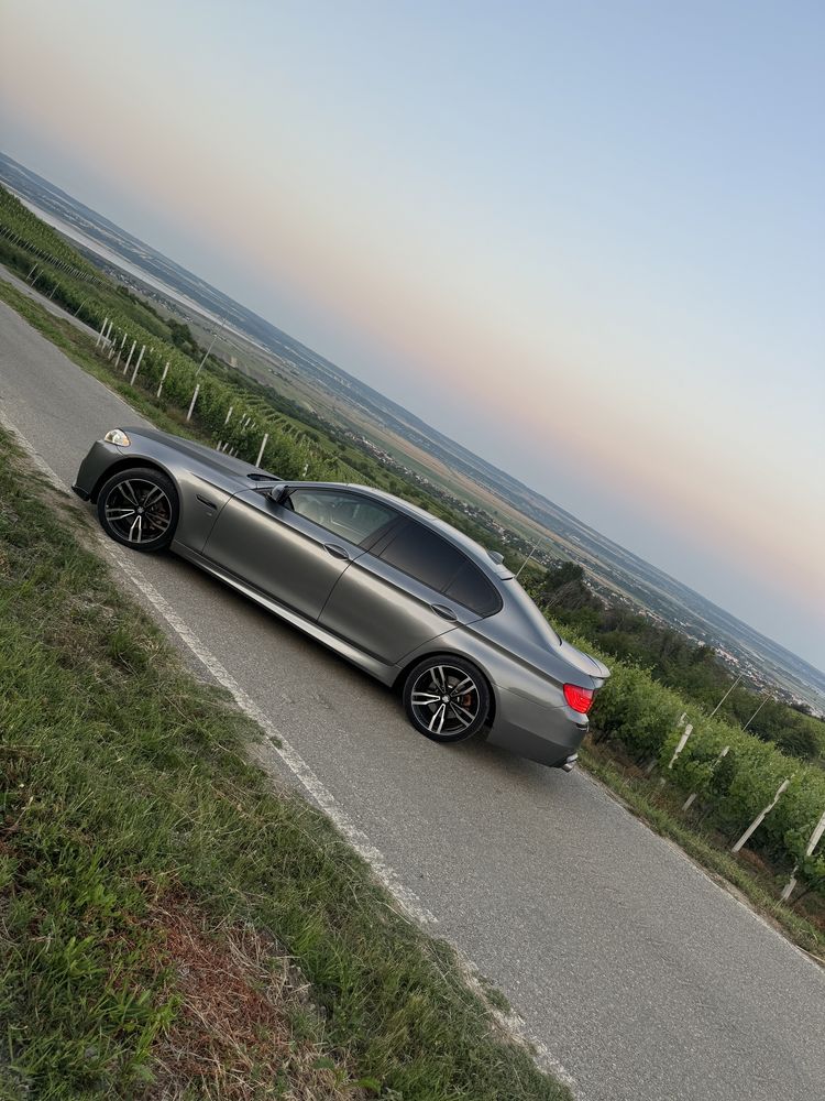Vând BMW F10 520D