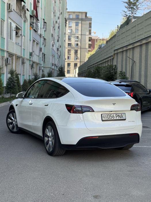 Tesla model Y dual mator (тесла модел й ) nasiya savdo bor
