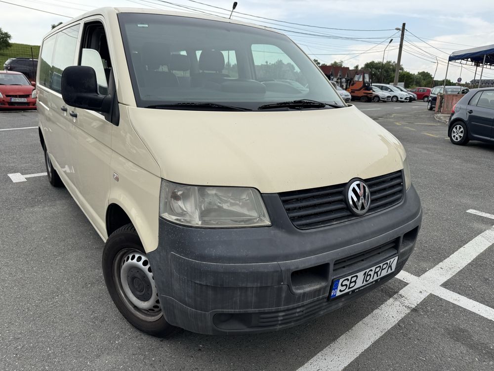 VW T5 AUTOMATIC 8+1 Transporter 2,5 TDI fabr 2008 stare perfecta