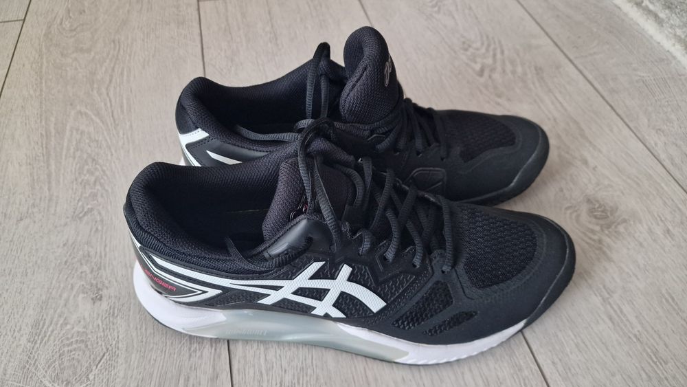 Asics, Joma tenis 40,2/3