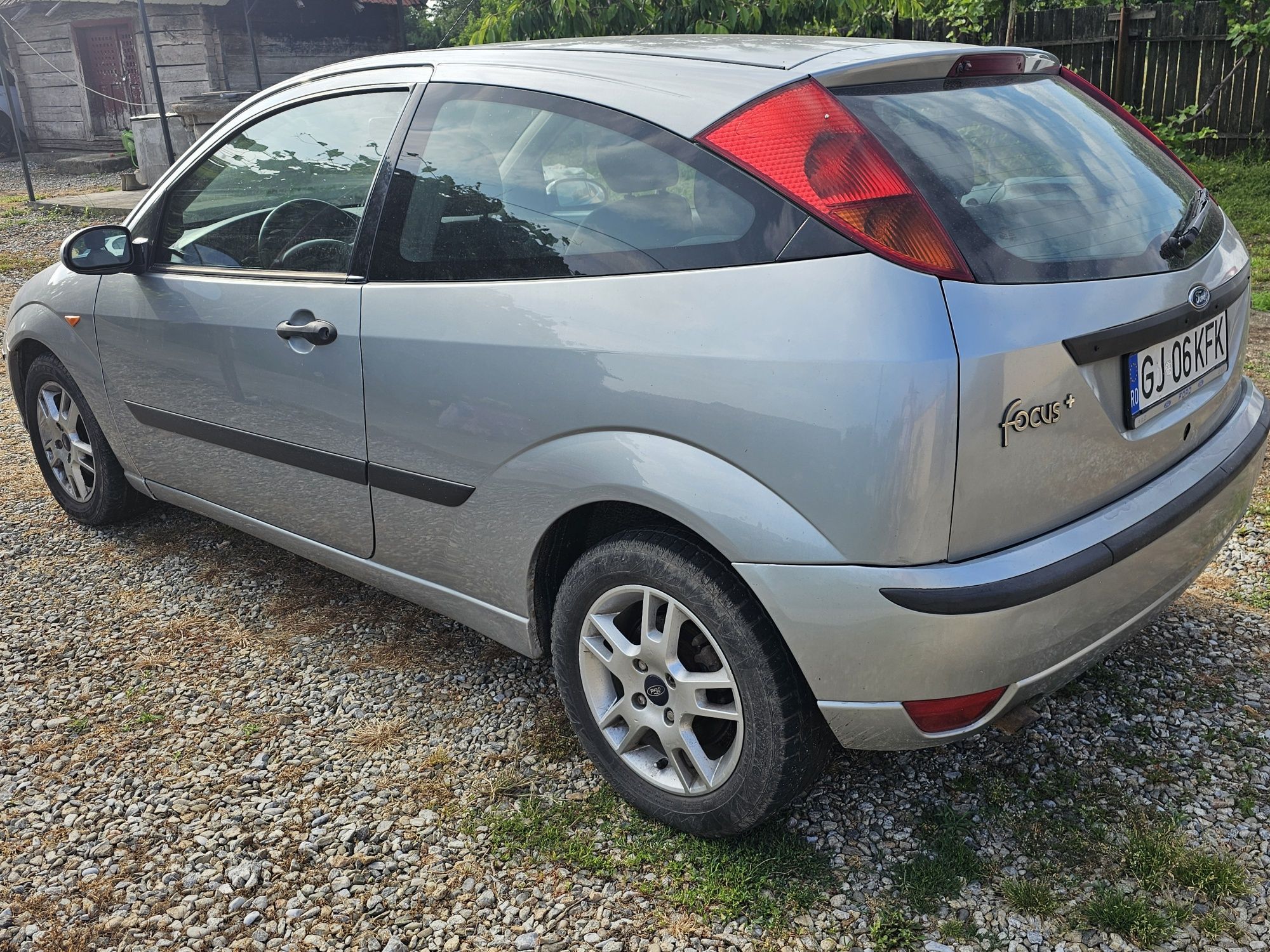 vând Ford Focus tdci