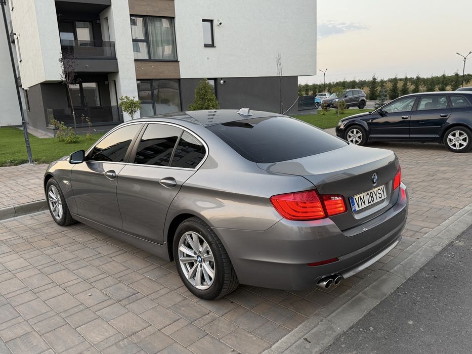 BMW 520d / F10 / Automat 8HP / Navi mare