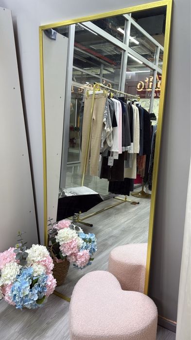 Зеркало для бутиков