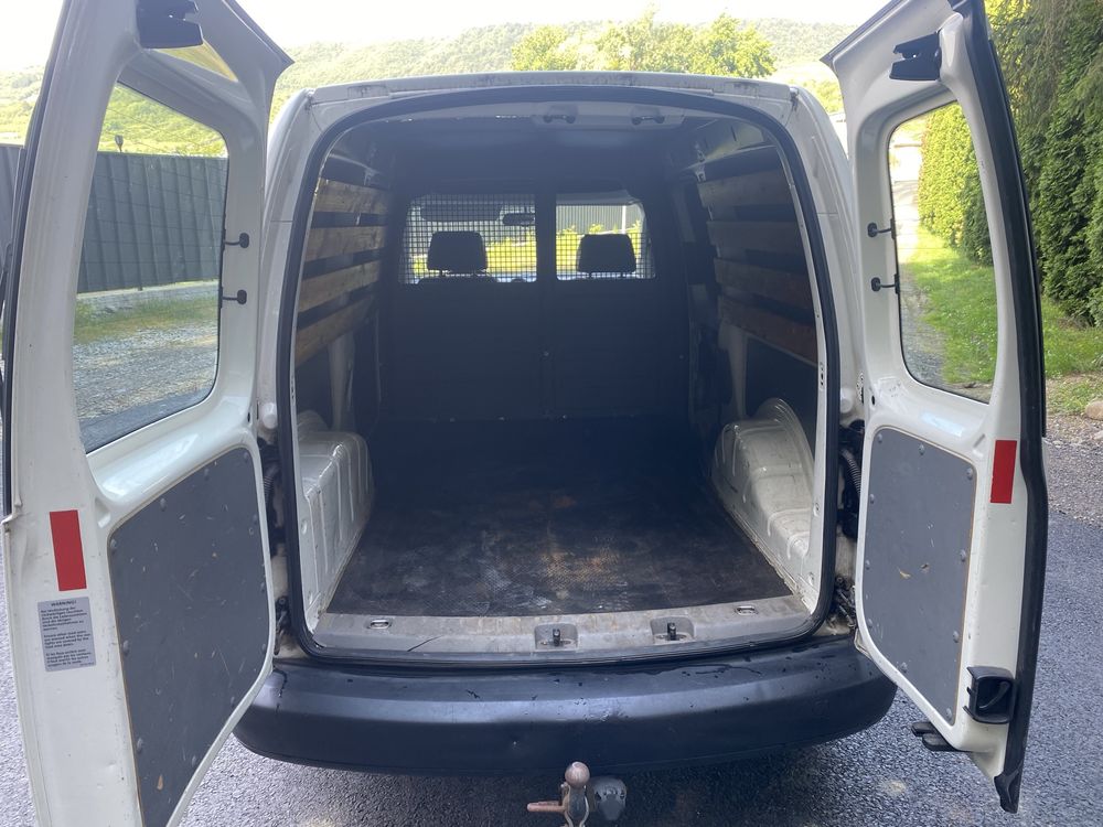 2010 vw caddy MAXI  1.9 tdi 105 cp