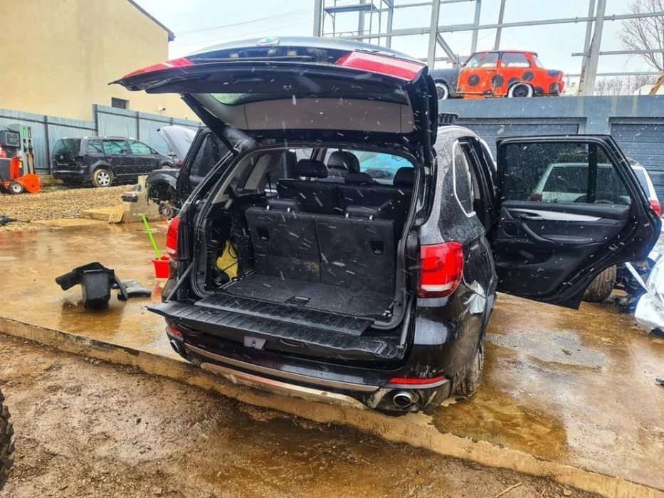 Dezmembrez dezmembrari BMW X5 F15 3.0 d EURO 6 COD MOTOR N57D30A