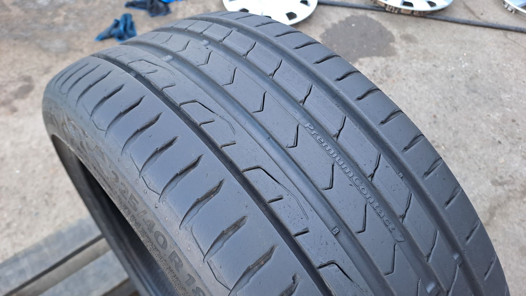 1бр. 2023г.  225/40/18 Continental Conti Premium Contact 7
