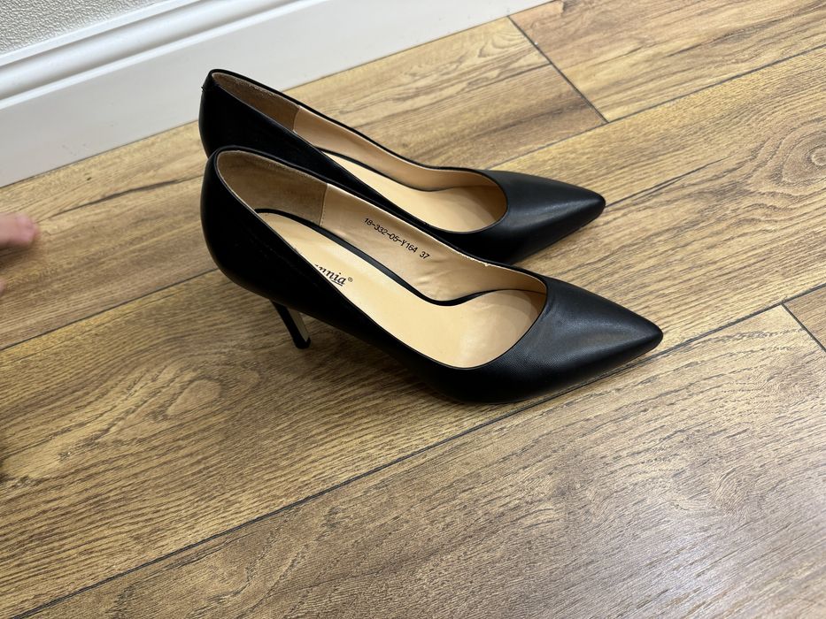 Женские туфли