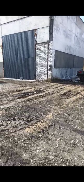 Продам коммерческое помещение (склад)