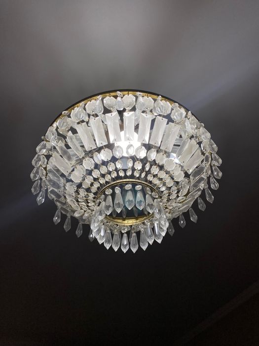 Люстра двух рожковая