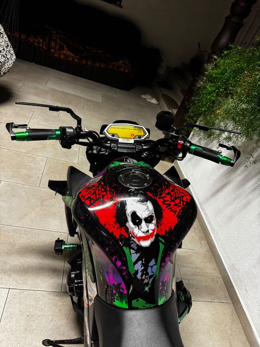 Kawasaki Z1000 2013