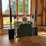 DJ   Nunti   Botezuri  evenimente  Aranjamente Florale