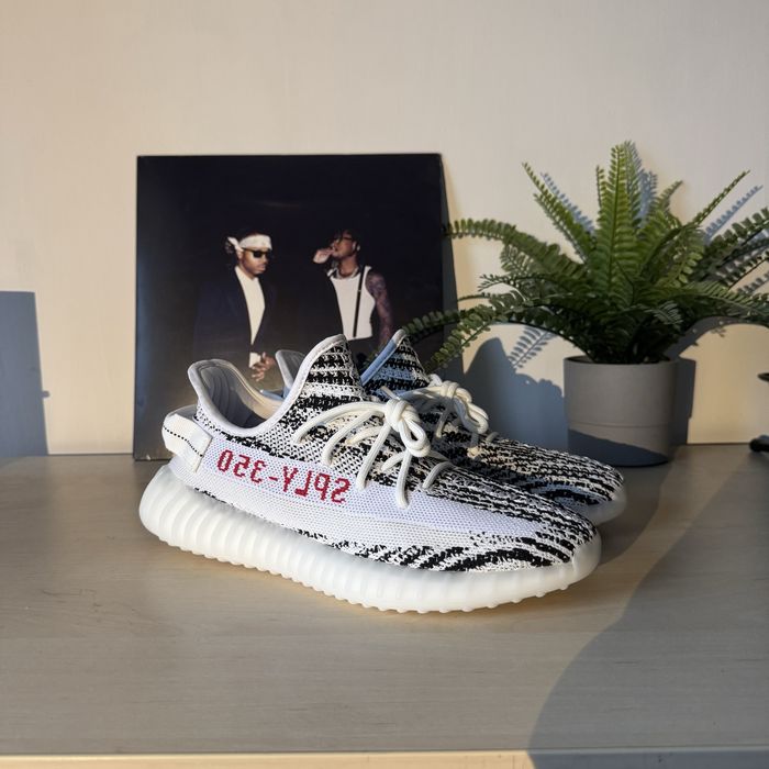 Adidas Yeezy Boost 350 V2