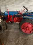 Vând tractor sau schimb cu auto