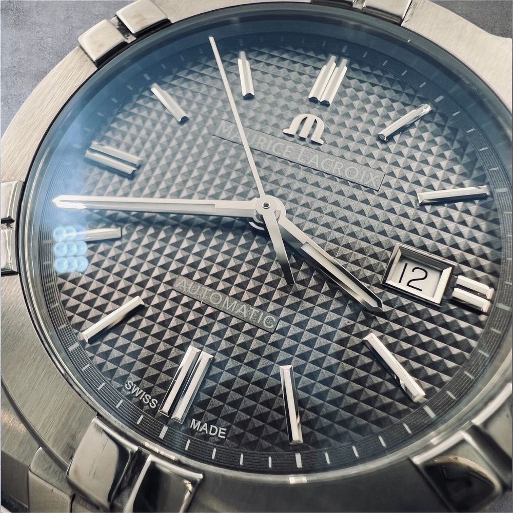 Maurice Lacroix Aikon Automatic мъжки часовник като нов