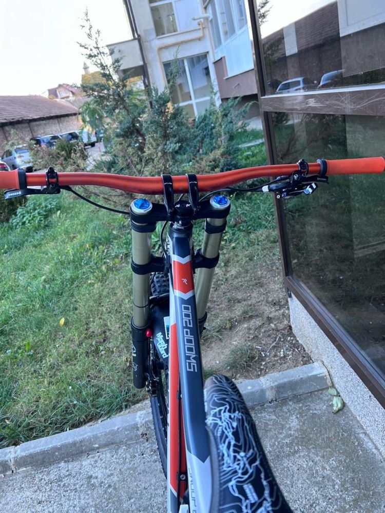 Bicicleta downhill Radon Swoop 200