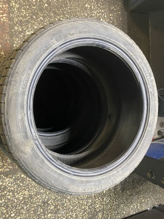 225/45 R17 лето комплектом