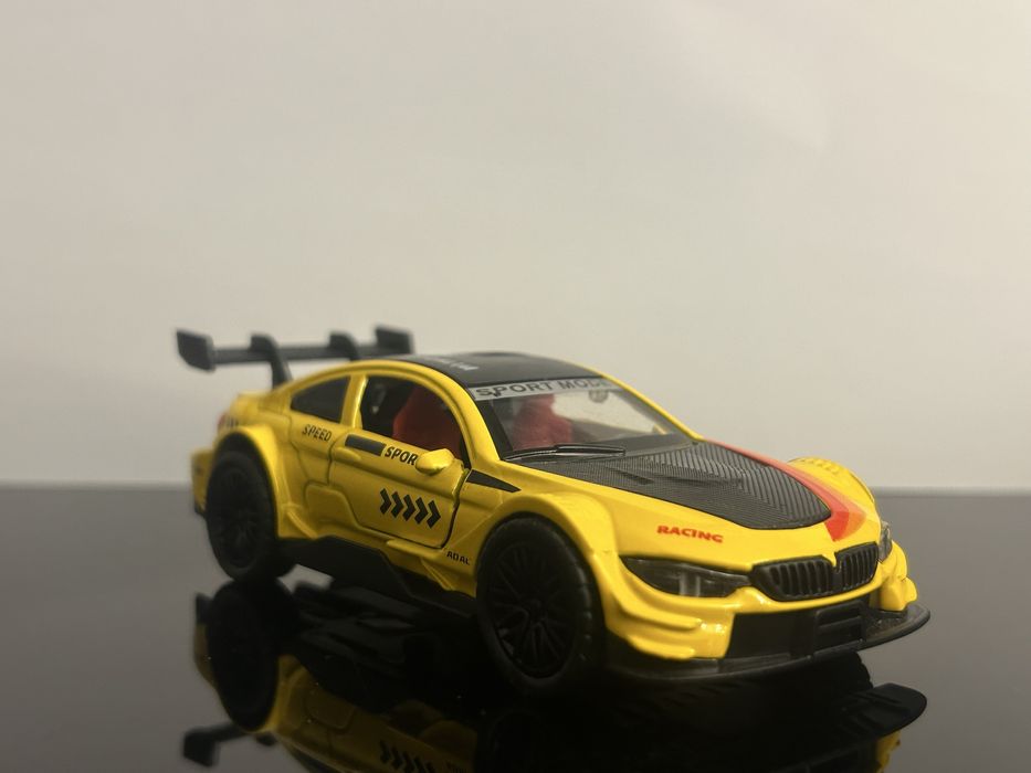 Компрект от 4 колекционерски колички