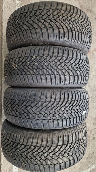 215 50 17 Falken noi 4 anvelope iarna