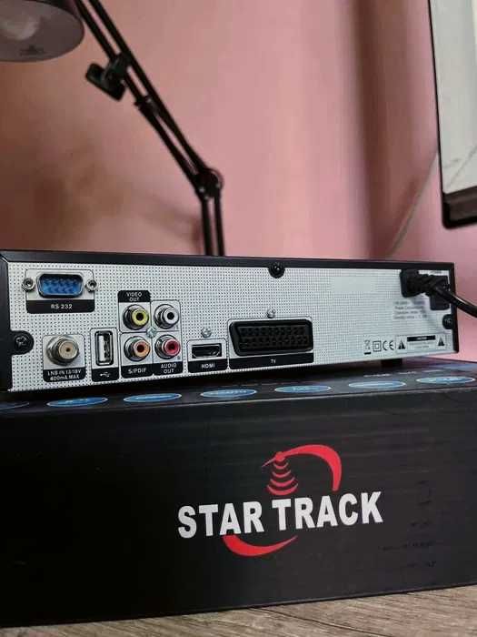 Спутниковый ресивер "Star Track SR 9090 Plus"
