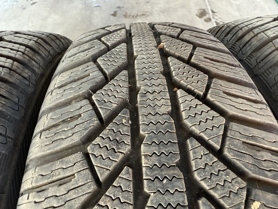 4бр. КАТО НОВИ Зимни Гуми 175/65R/15 -SEMPERIT- DOT:2623- 7.0мм+6.7мм