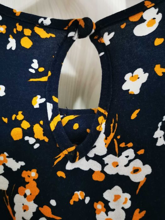 Rochie colorata cu cordon în talie și mânecă lunga