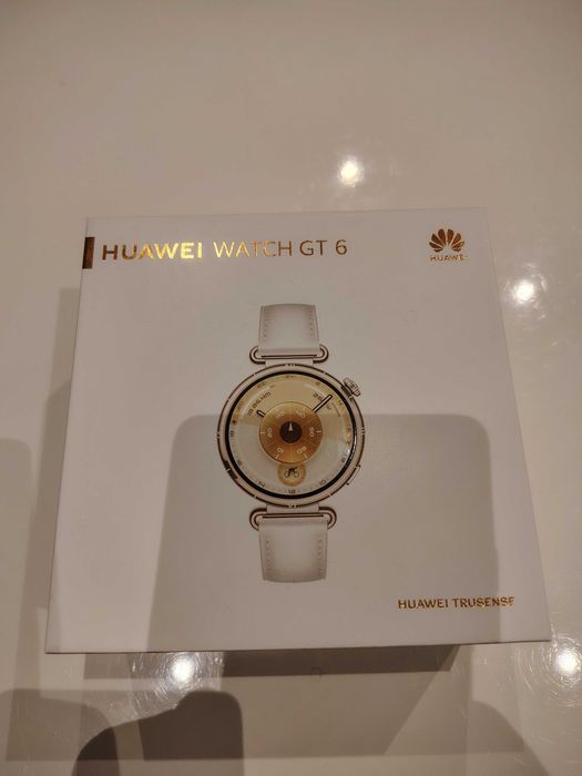 Чисто нов часовник Huawei watch GT 6