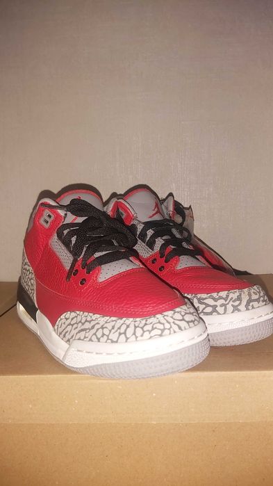 Jordan 3 Retro SE Fire Red - Номер 37.5