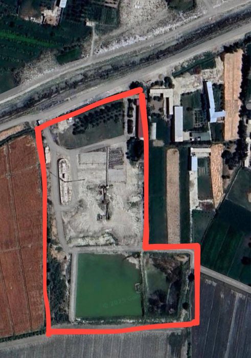 Гишт заводи сотилади