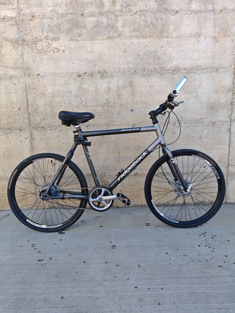 Bicicletă oraș Ridgeback Nemesis