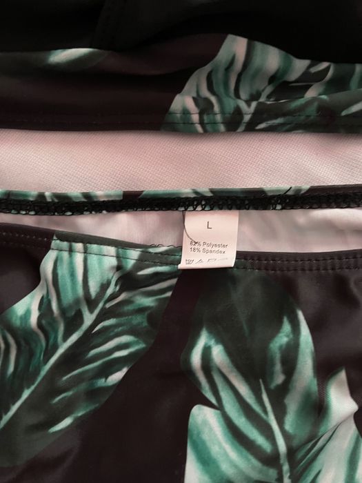 Флорален бански костюм