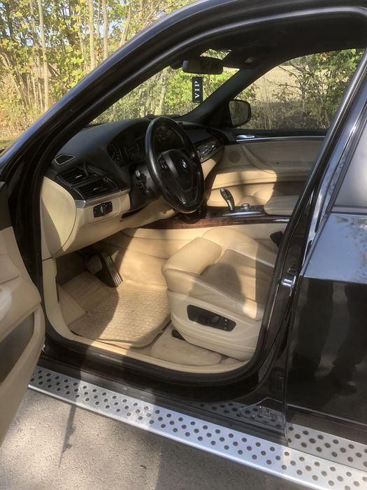 BMW X5 E70 3.0D 235кс