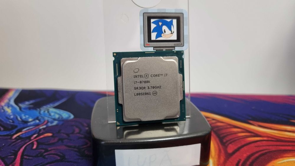 Procesor socket 1151 v2 Intel Core i7-8700K 3.7Ghz Turbo 4.7Ghz 12Mb