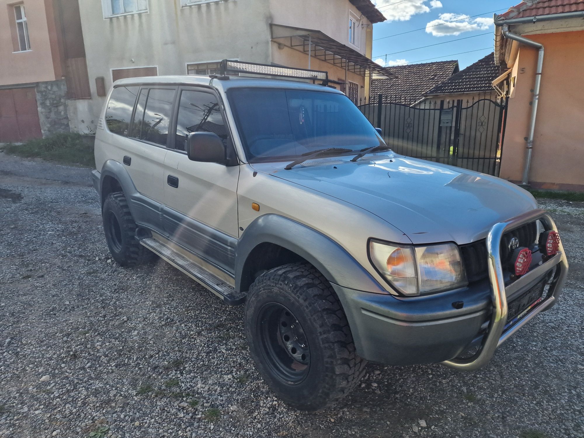 Dezmembrez Toyota Land Cruiser j95 Facelift