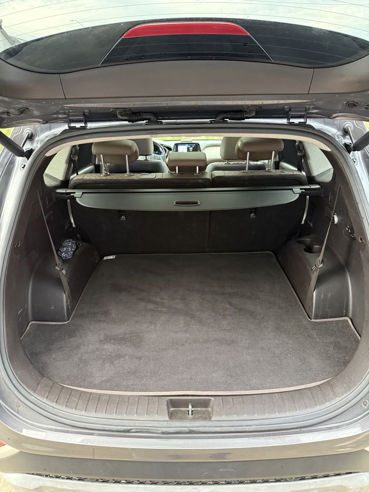 Hyundai Santa FE 4 an fabricatie 2021 impecabil