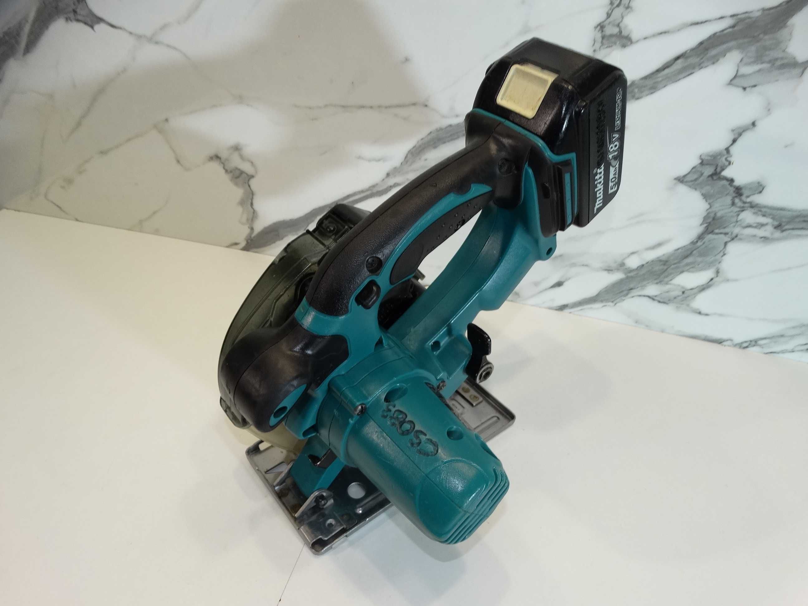 Makita DCS 552 - Циркуляр за метал