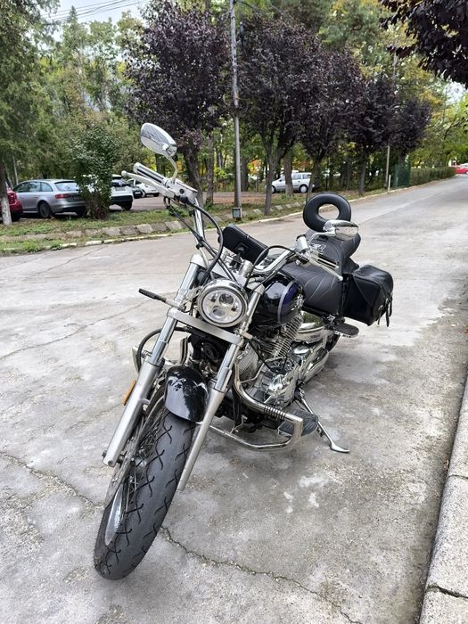 Vând Yamaha Dragstar custom 1100cc